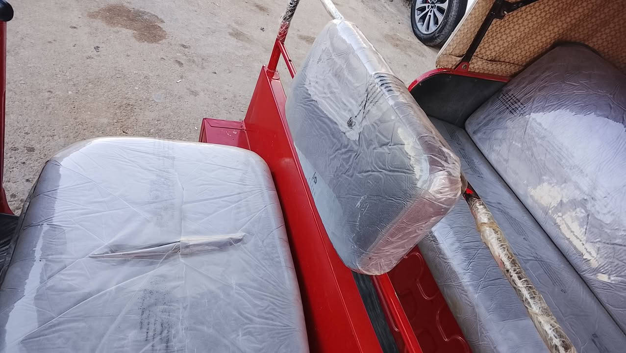 سلام عليكم تكتك للبيع ١٨ دخول ١٩ شهر ١.  محسوبه علا١٩  مكينه تخبل ترأي كلش حلو ناعمه وجاهز ه أي شي مابيهه بس بيهه بل صفحه رش صبغ مامبين باقي كفاله من صبغ معجون بارد بس رش ب صفحه شوته
***********
