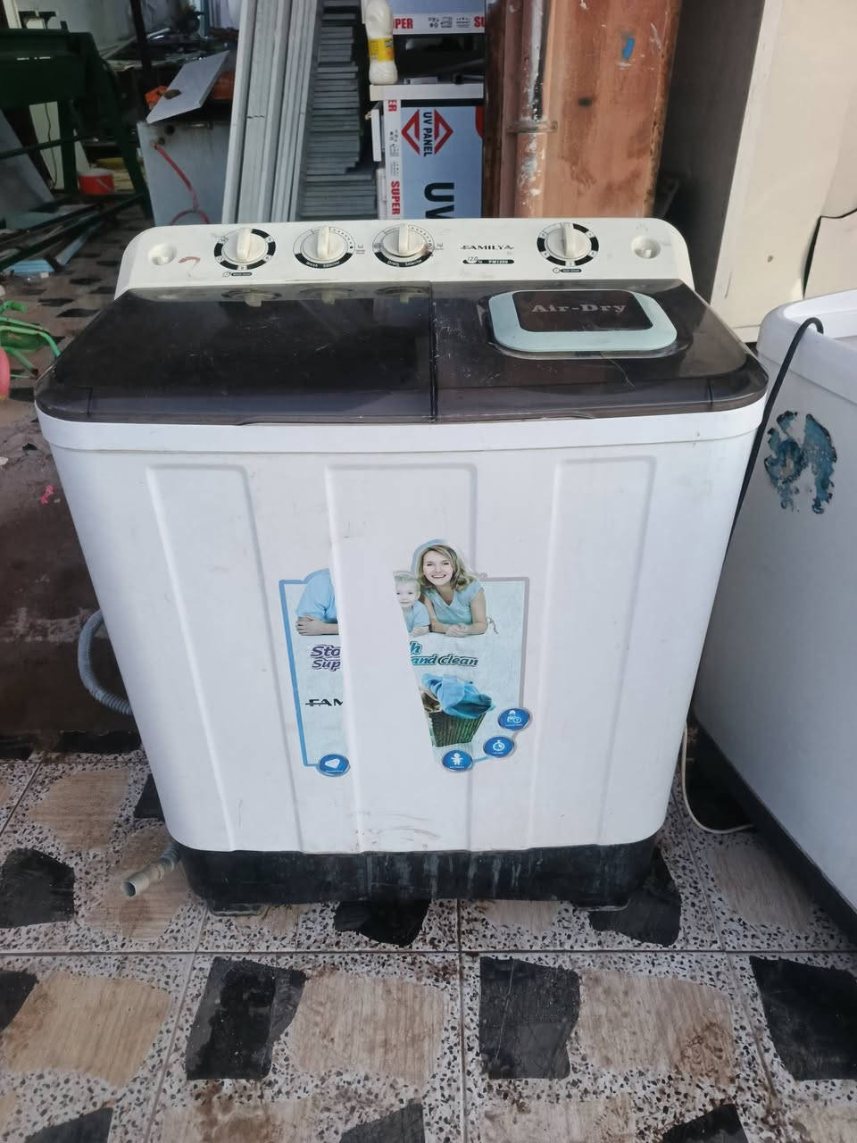 اثاث منزلي للبيع 

غرف نوم & كاونترات & ثلاجات

بيع و شراء  يوجد مراوس كاونترات قديم ب جديد

اي شي عندك تعال خاص 

او الاتصال ***********

***********

كركوك حي النصر شارع مركز عروبه
