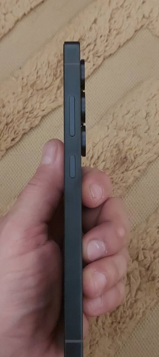 السلام عليكم عندي s25 الترا للبيع فقط ماعندي توصيل ذاكره 512 اللون الاسود بالكامل نسخه خاصة ضمان عين الفهد بعده داخل الضمان نظافة 100% استخدام قليل السعر1350 وبي مجال  مكاني بغداد


**إذا كنت صاحب هذا الإعلان وتريد حذفه لأي سبب، رجاءا أرسل رسالة إلى الدعم الفني**