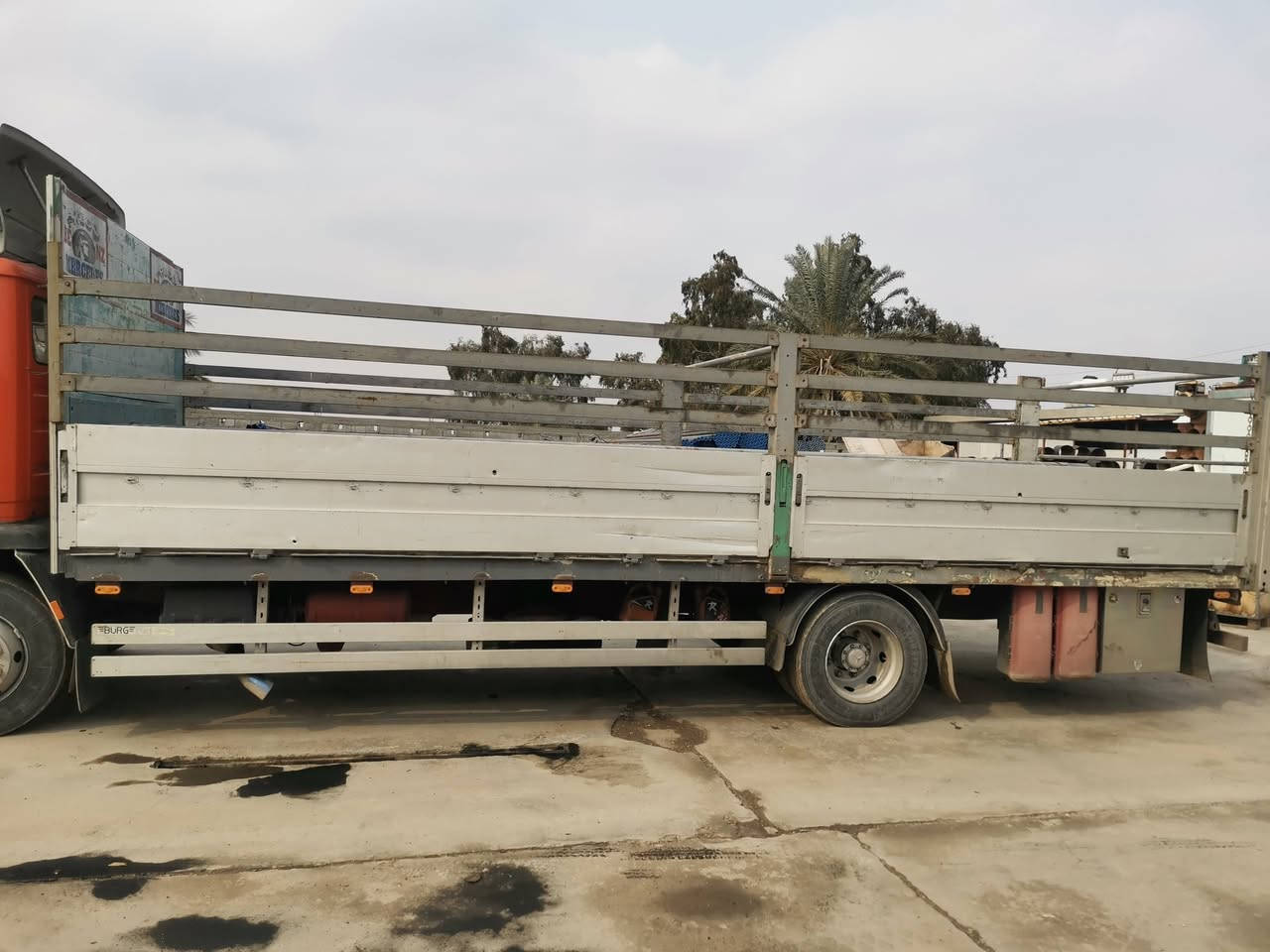 سلام عليكم البيع بدي سبعه وربع صفاح 60 عرض2.50 سعر 18وبي مجال ***********
