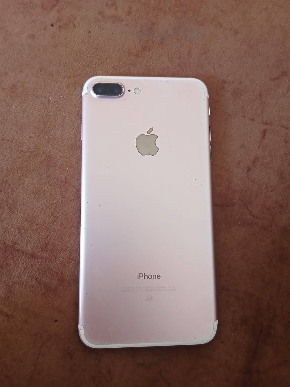 السلام عليكم ايفون 7بلاص ذاكره 128بطارية 100 السيم كرت جان يقرا وهسه مدا يقرا ويتصلح ويتحول  شريحة الإلكترونية عادي ويشتغل كامراته يخبلن ومابي اي عيب 
السعر 60قفل


**إذا كنت صاحب هذا الإعلان وتريد حذفه لأي سبب، رجاءا أرسل رسالة إلى الدعم الفني**