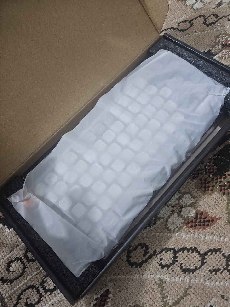 كيبورد يحلم بيه كل ابو pc 😂😂😂
ريد راكون لوك مشام الهوه😍😍
ملحقاته مو طبيعية


**إذا كنت صاحب هذا الإعلان وتريد حذفه لأي سبب، رجاءا أرسل رسالة إلى الدعم الفني**