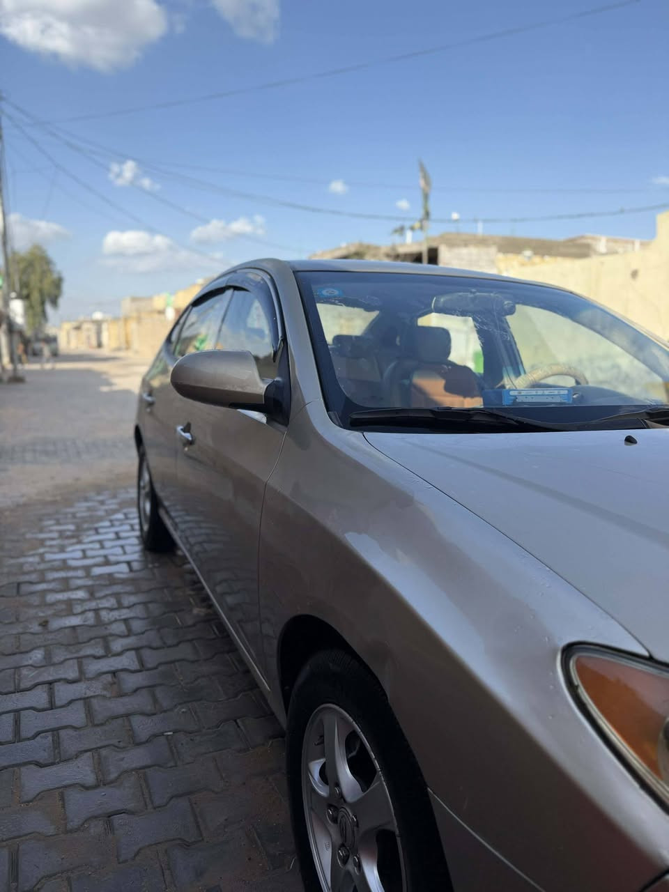 النترا 2008 وارد أمريكي محرك 2000 دوش .
رقم أنكليزي باسمي سنوية ل 2029 مثنى.
فقط بنيد مبدل مع ثلاث مكانات بارد.
كهربائيات، حدادية، داش كام، تبريد، مكينة بيها خيط بخار اما بقية التفاصيل جاهزة.
المكان الرضوية 
السعر 85$ مع مجال بسيط
***********
