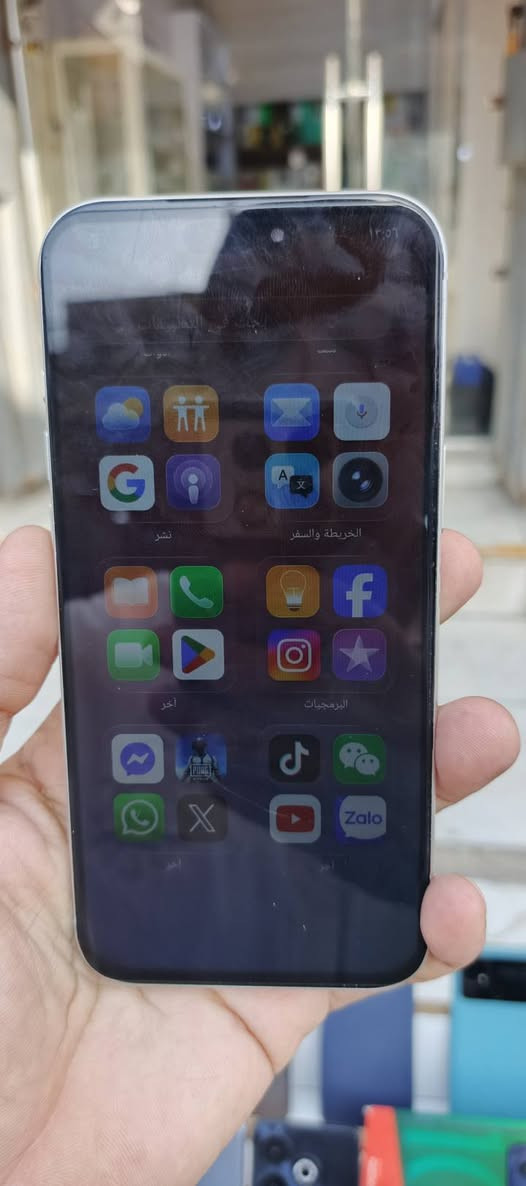 ايفون 17 برو ماكس اوربي باب ثاني 
ذاكره 1 تيرا لون ابيض ملحقات كامله
ينزل جميع البرامج /سعر 120 الف 
*********** /يوجد توصيل
