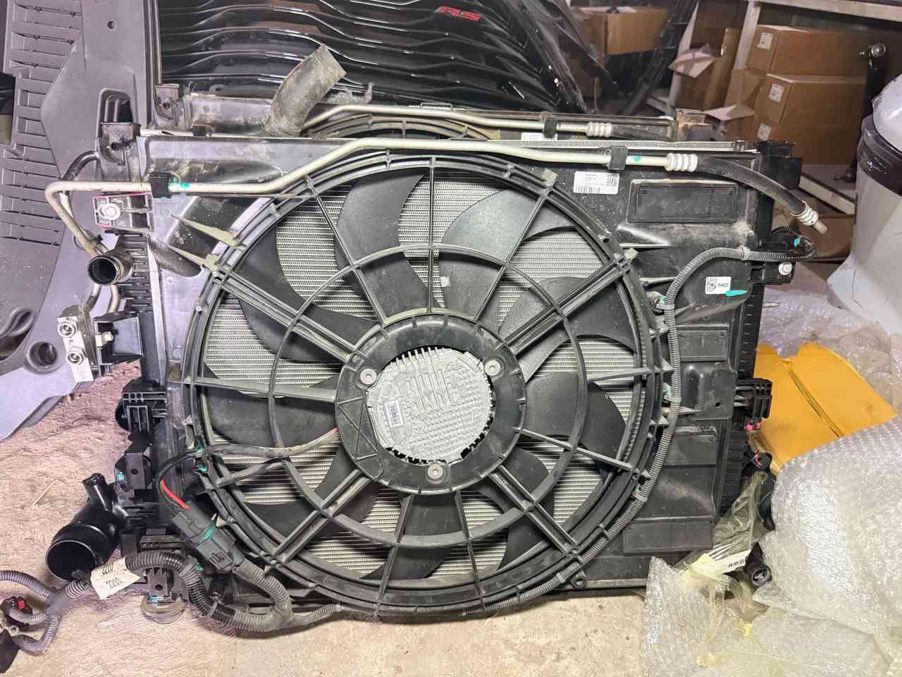 تيران 2018-2025
الليث لقطع الغيار 
النجف الكوفة شارع جسر الامام علي ع قرب بانزين خانة ريبال 
من الساعة 9 صباحا لغاية 2 بعد الظهر
***********
***********
يوجد توصيل لجميع المحافظات
