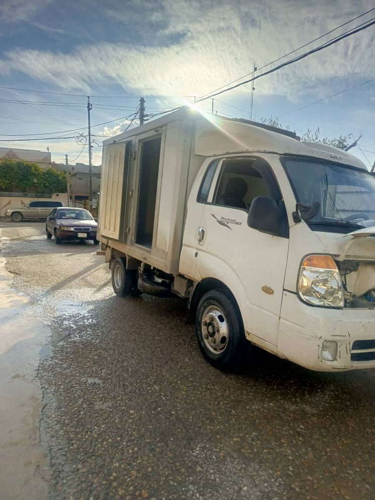 سلام عليكم كيا براد فحل 4000 مفتوح رقم بغداد مشروع وطني تبريد خلفي تجميد تايرات نضيفة صدر امامي خلفي نضيف لايتات كهربائيات كامل شغال ما بيها اي نقص كبل للشغل تايرات خلفي محور 14 وتانكي 120 لتر السعر 115 وبيها مجال بسيط مكاني كركوك الشراي يتصل *********** رحمه على والديك كلشي ذاكر بل منشور لاتسالني شبيها السيارة كركوك, العراق
