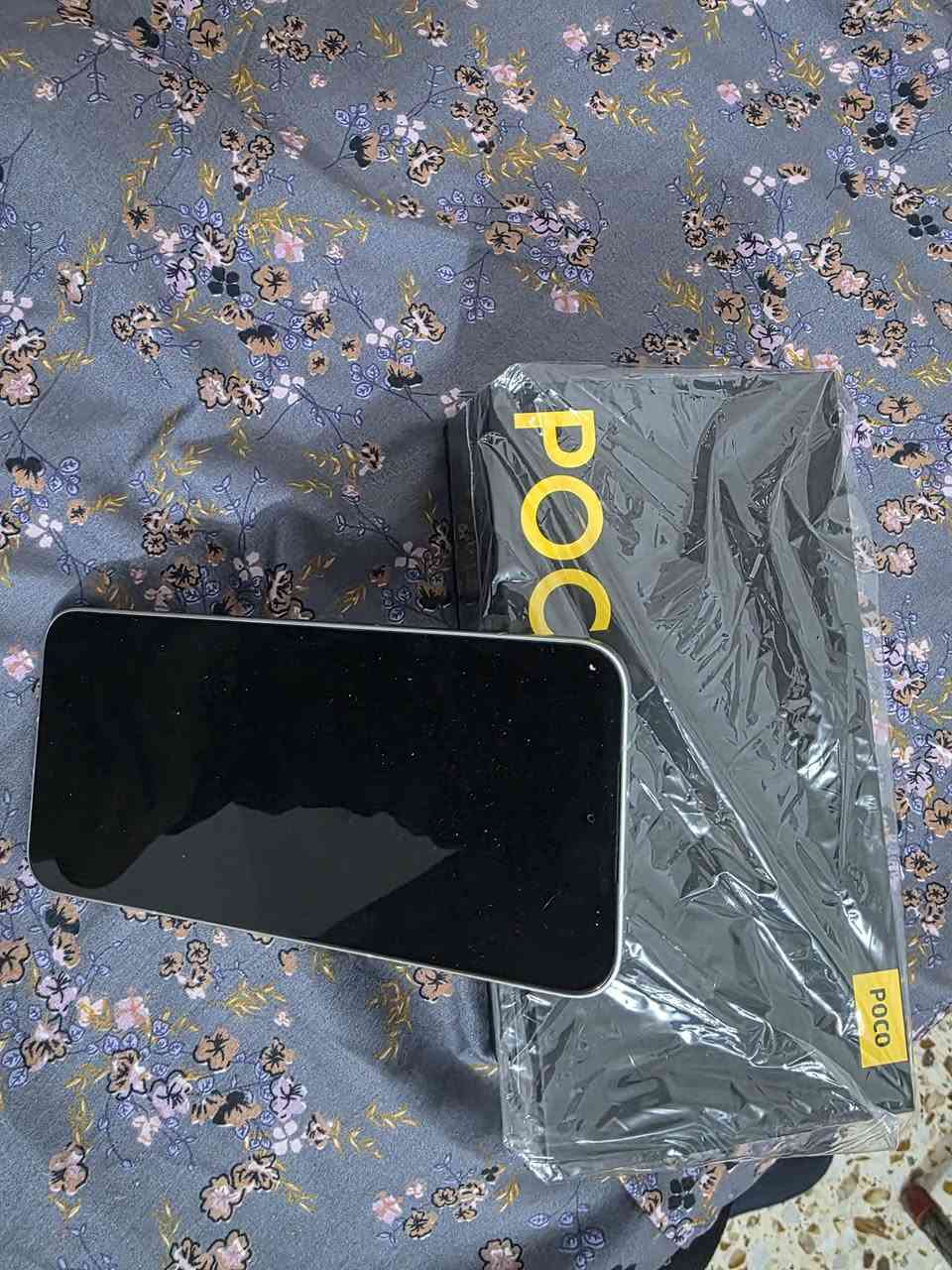 السلام عليكم جهاز poco F7 ذاكرة 512 مستعمل 3 أشهر ملحقات كارتونة وكفر فقط يشغل بوبجي 120 فريم السعر 450 قفل مكان بغداد الشعب  واتساب ***********
