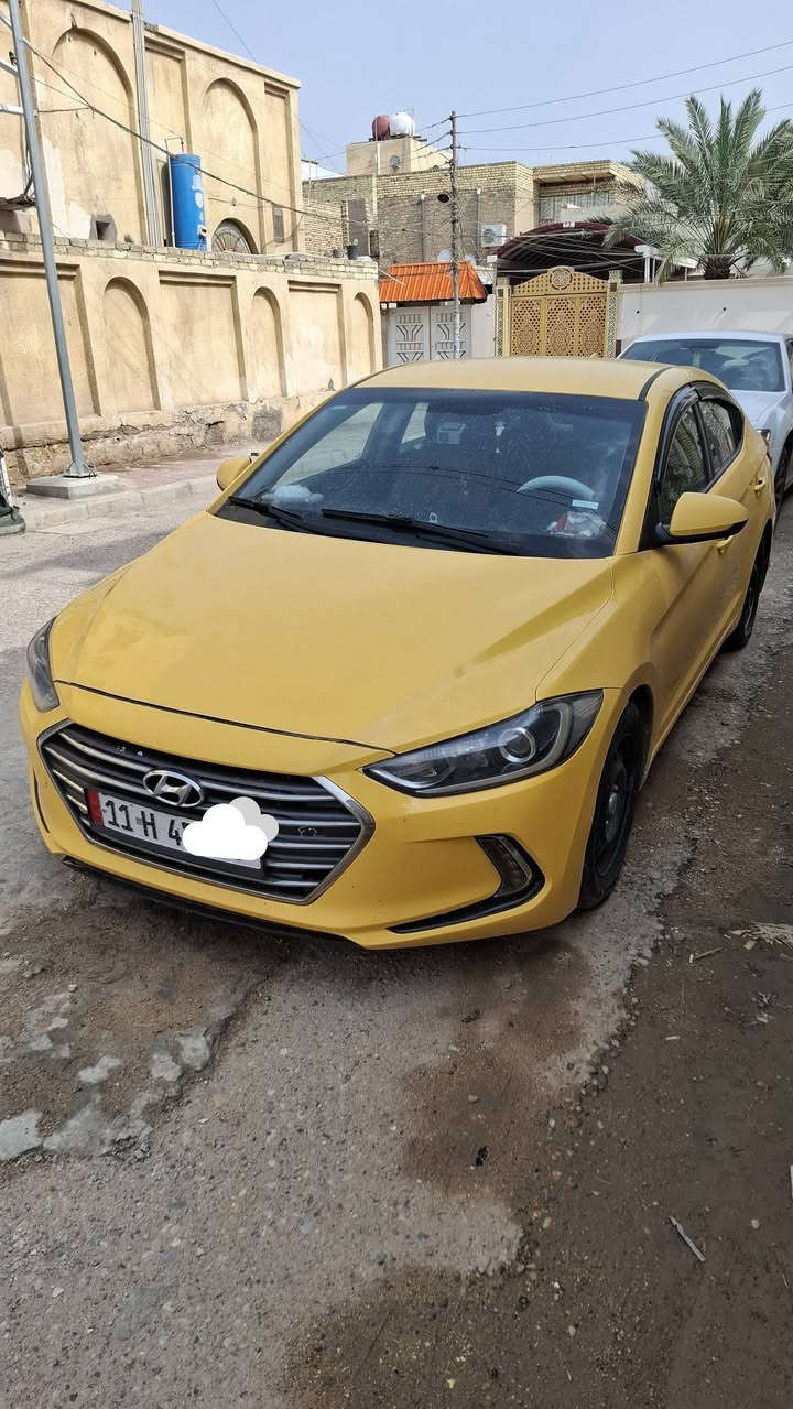 السلام عليكم
#النترا 2017 تكسي
السياره وارد امريكي داخله كلين ليبل واحد  رقم  بغداد بسمي 
مكينه 2000 دوش  المرغوب كير at   
(بيها منضومة غاز 60 لتر) 
تبريد ثلج  حداديه خلفي وامامي  جدد
مصفره من كلشي  السنويه لـ 2028
مكاني (ميسان_ العماره) 

 مسويله ادامه كامله بلكات ونوزلات  يعني بالعافيه ع الياخذها. 

#ملاحظه( بالعراق بيها بارد وتعديل بالصور مذكور) 

 #السعر  123 وبيها مجال حگ الجيه. 

(تفاصيل اكثر اتصل) 
***********
