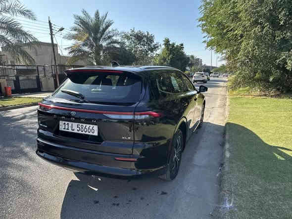 السلام عليكم 
دخول جديد ترقيم جديد رقم مميز 
سيارة كراون سيگنا عالي ( ستيشن ) موديل ٢٠٢٥
             2025 Toyota Crown Signia 

كشنات جلد ( تدفئه+تبريد)
كشنات كهرباء
تشغيل عن بعد
شاشه كبيره  
هندبريك بصمه
تنبيه خروج عن مسار 
نظام ماقبل الحادث مع تنبيه توقيف السيارة أوتوماتيكي في وقت مناسب قبل مايسوي حادث
قيادة ذاتيه 
فور ويل درايف ، 
تدفئة ستيرن
رادار  محيطي (جانبي+امامي)
حساس امامي +خلفي + نقطة عمياء 
فتح الصندوق كهربائية
مكينه 2500 هايبرد 
حادث سياره فقط بنيد مبدل اصلي و مصبوغ 
ايرباك استيرن
ماشيه فقط 4 الف 
مكان سياره بغداد حي جامعه
السعر 293$ 
***********
