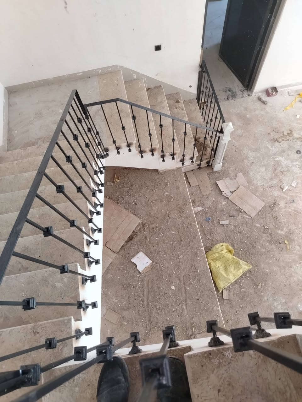 حدادة المنتظر 
محجر قيد العمل قبل تركيب الخشب وسنقوم بنشره بعد تركيب الخشب ان شاء الله تعالى
وات ساب ***********
#السماوة_مدينتي
