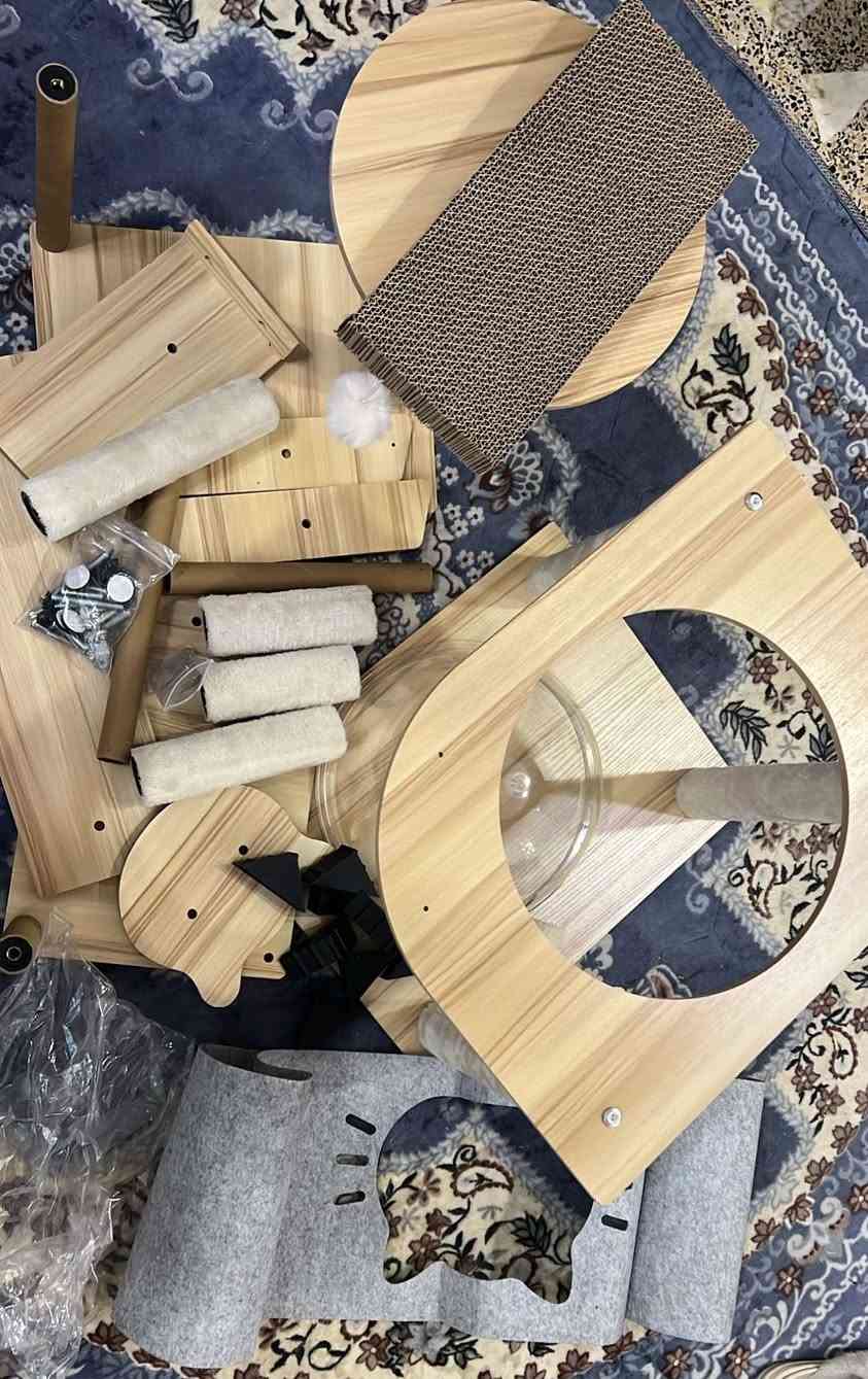 السلام عليكم ورحمة الله بيت قطط جديد مامستعمل للبيع سعره 60بي مجال مكان العريفيه
***********
