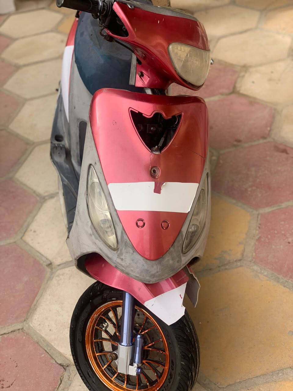 سلام عليكم شباب  ماكس مزوده منغولي للبيع دراجه جاهزه كلش
ادامه كامله سلف جديد ضفيره جديد جوزه جديد باتري زوج تواير  دبلات رياضي دراجه مفتوحه مره وحده قبل أيام عوزه بس كفرات  
شرط تشك الكاع نعومه  لايت عالي ناصي 
مكان سوق الشيوخ  سعر ٣٢٥ بيه مجال 
***********
