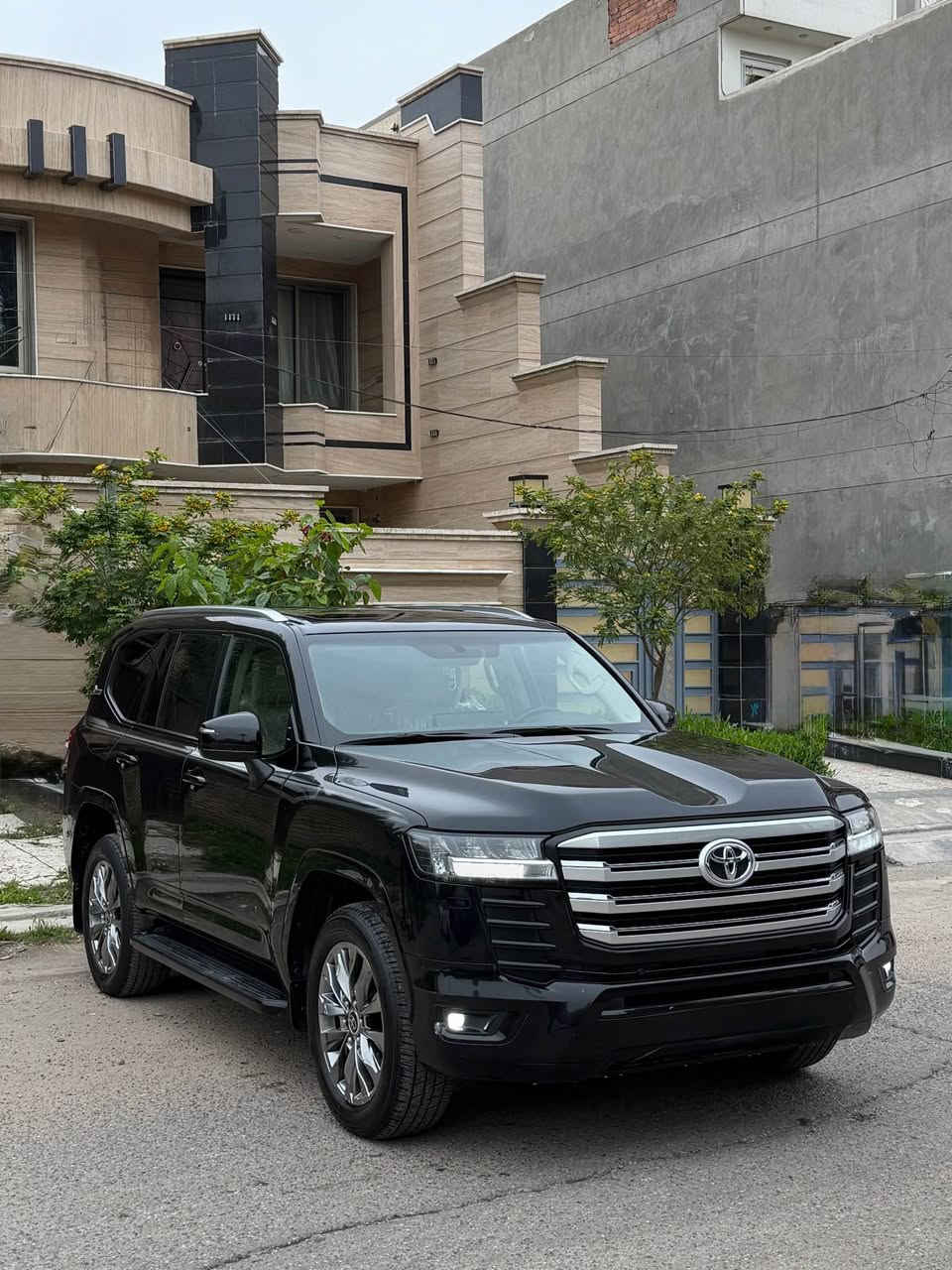 السلام عليكم لاندكروز موديل 2022 ساز اصلي
للبيع مكينه 4000 تنفس طبيعي مواصفات الفول معروفه ساز مغلفه PPF من الزيرو كفاله عامه السياره ماشيه 28 الف حقيقي عارضها 625 مجال بسيط للمشتري مكاني بغداد ورقم بغداد الجديد بإسمي للأستفسار *********** بغداد, العراق
