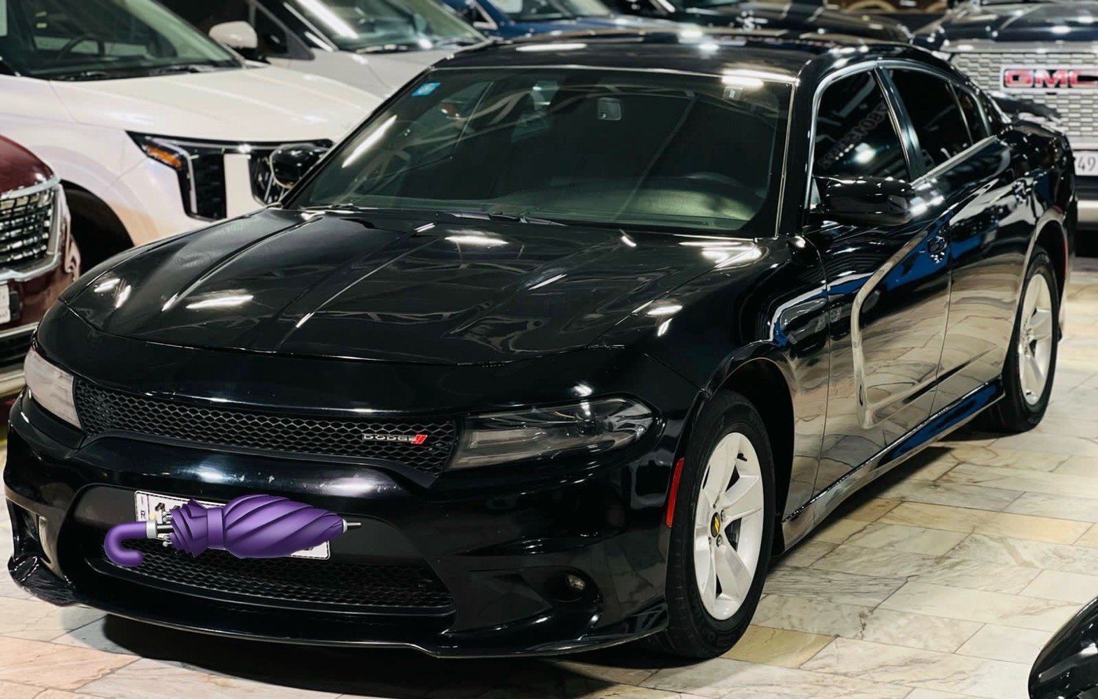 Dodge charger موديل ٢٠١٨ 
رقم بغداد باسمي حادثها ثلاث قطع اماميه 
مكينه ٣٦٠٠ 
مكينه كير مكفولات 
ماشيه ١٦١ ميل  استخدام شخصي
مواصفات sxt المعروفه 
مكان السيارة نجف 
