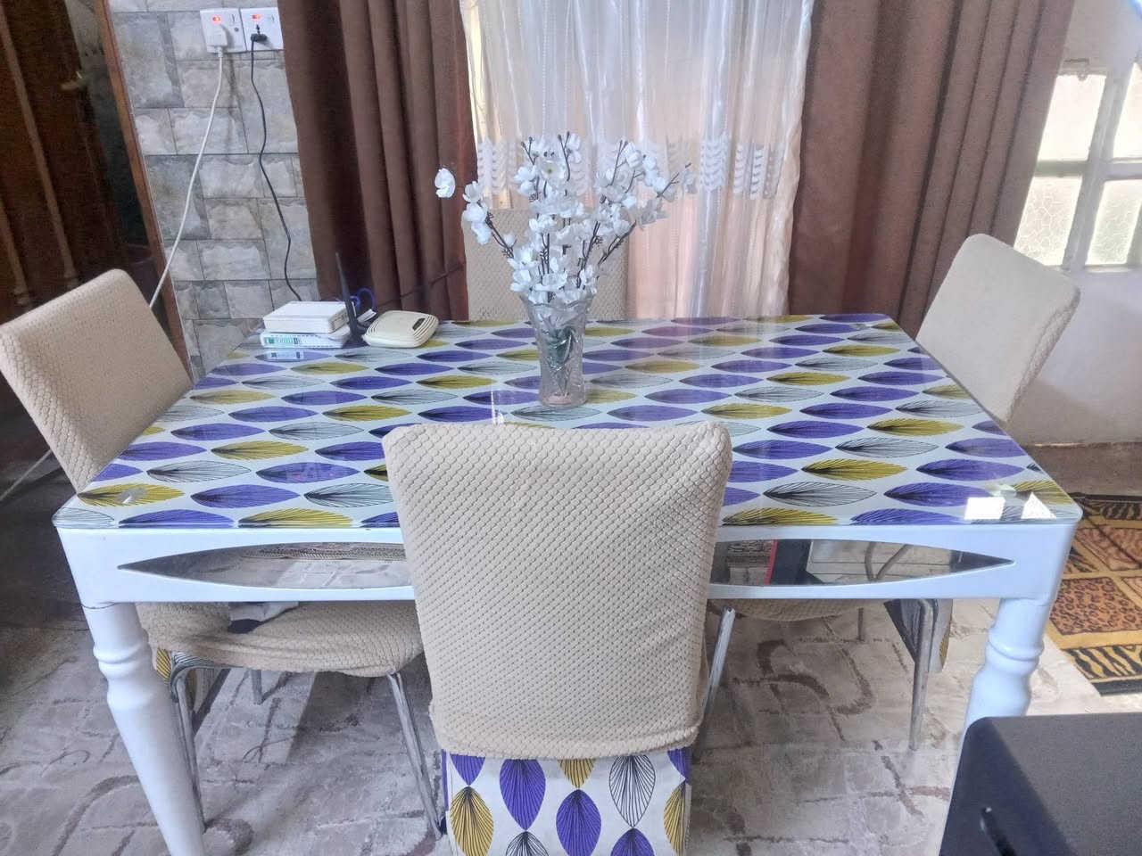 ميز طعام ثقيل جدا السطح كزاز نظيف أخذته ب٣٠٠ أريده ب٩٠ وبي مجال
عنوان بغداد الشعب


**إذا كنت صاحب هذا الإعلان وتريد حذفه لأي سبب، رجاءا أرسل رسالة إلى الدعم الفني**