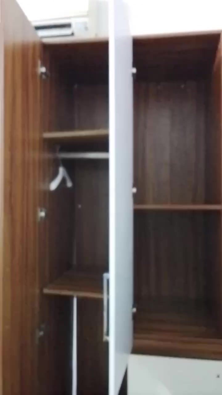 غرفه شبابيه نفر واحد بدون تخت فقط التاج  تصوير فيديو موضح الكنتور ماشادي عدل فقط يحتاجله شد نضيفه وقويه 🔥🔥🔥تاج جربايه فقط بدون تخت


**إذا كنت صاحب هذا الإعلان وتريد حذفه لأي سبب، رجاءا أرسل رسالة إلى الدعم الفني**