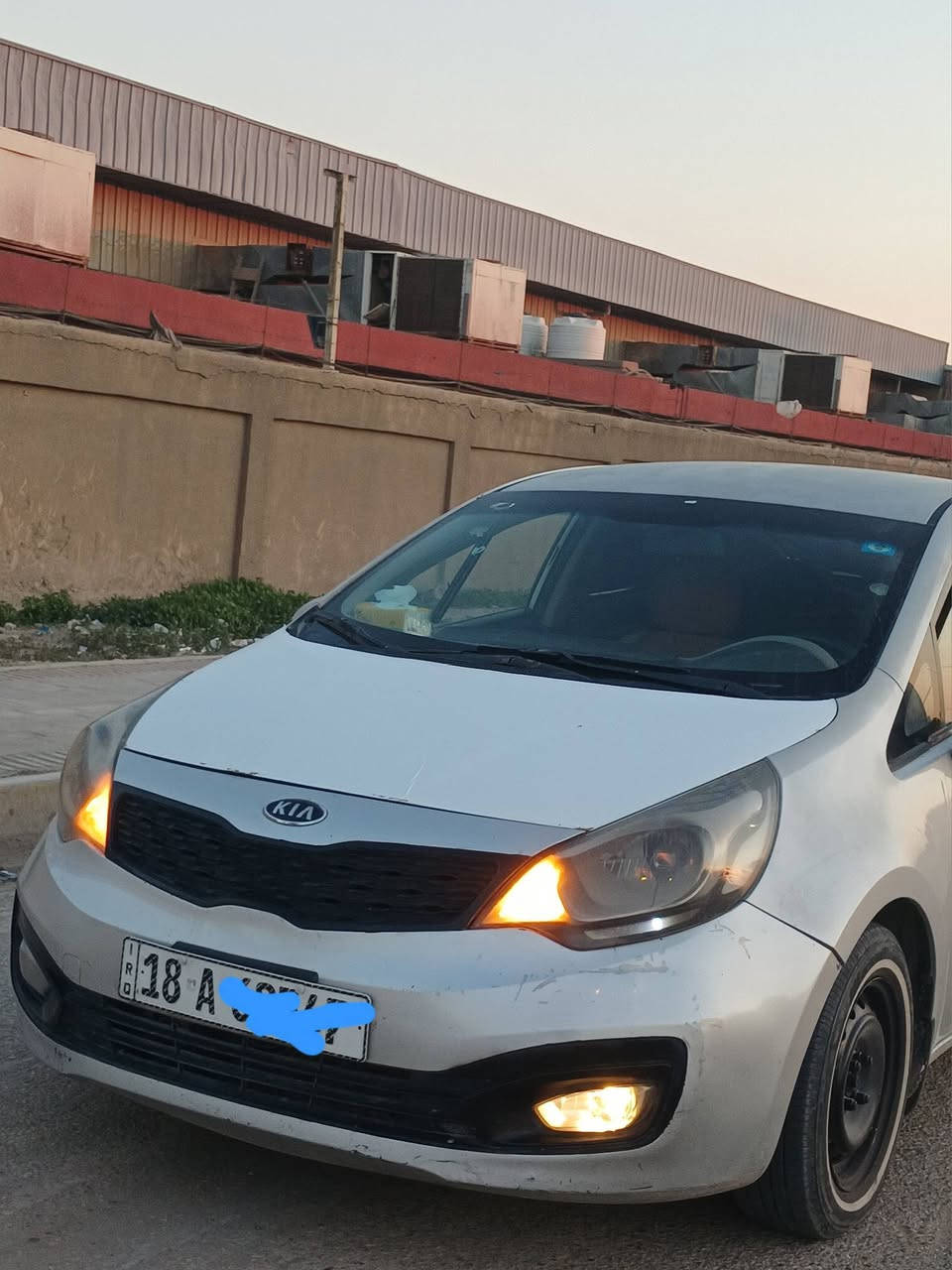 يالله
سلام عليكم 

للبيع او مراوس كيا ريو موديل موديل2013سياره خليجي مكفوله من صبغ وضربه سياره كفاله عامه مكينه 1600خطرتين سياره جديده احلى منصور رقم بابل بسمي سياره مواصفات عاديه بلوتوث جام هيتر مخرج يوسبي مكان سياره بابل مركز سياره بيه فقط بارد موضح بصور مبين ولباقي ع سونار للتاوصل اتصل ع رقم ***********
