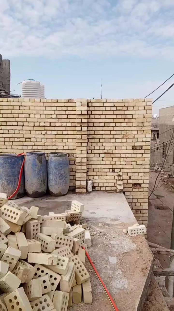 خلفه بناء متفرغ حالين شغل درجه اولى استلام مهندس *********** 
ولتزام بلمواعيد  تنضيف ورش بعد العمل
