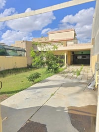 بيت للبيع في اليرموك محله ٦١٦ زقاق ۳۸ دار ٦ المساحه ٤٥٢ م ... واجه ١١....