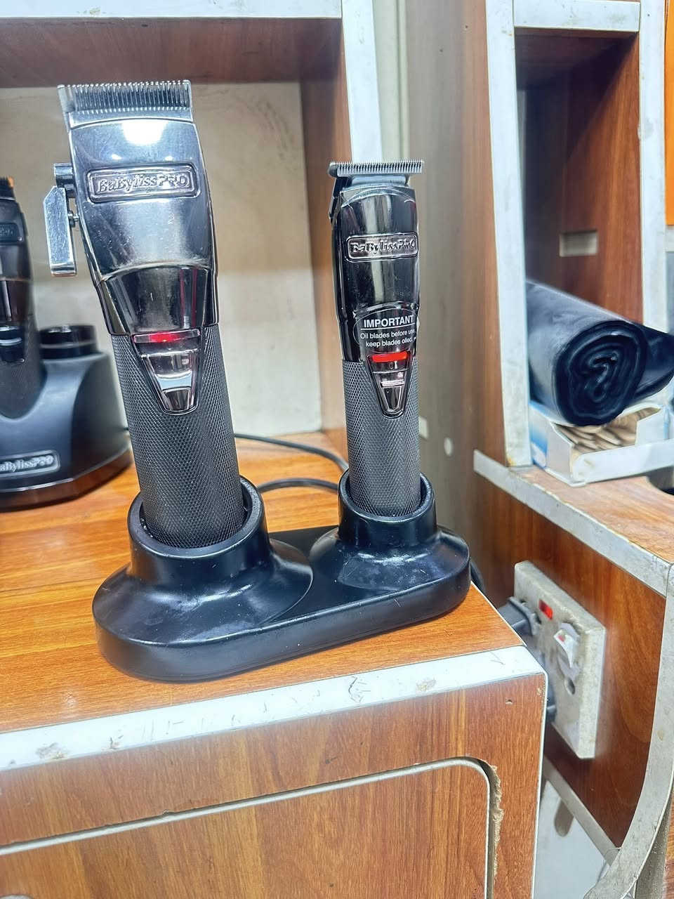 السلام عليكم بيبي ليز اصلي زوج للبيع السعر ١٣٠ الف مكاني بغداد الغزاليه ***********
