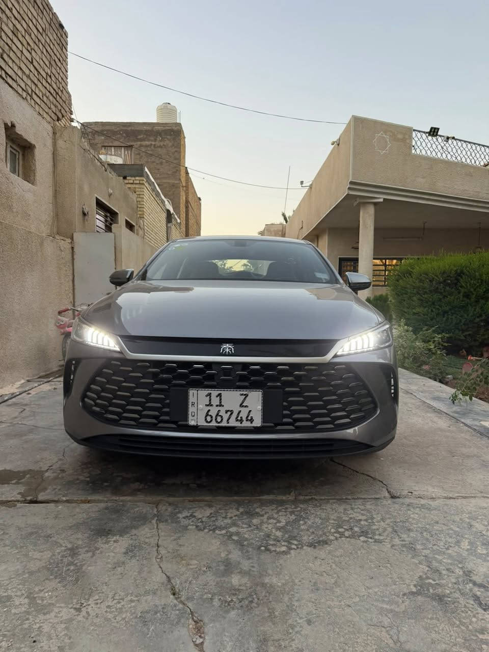 بي واي دي جن بلاس
موديل 2025
ماشية 11.000
موصفات معروفة 
رقم بغداد شبه مميز 
داخل زيتوني 
سيارة كلين تايتل كفالة عامة 
سعر /19.500
مكان السيارة بغداد 
رقم ***********
