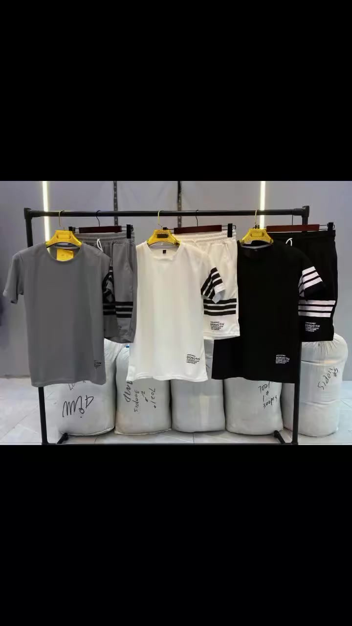 تراك رجالي برموده ربع
خامه حجري 
قياساتM,L,xL,xxL,xxxL
 العنوان بابل سده الهندية سوق المسكف لحجز والاستفسار على واتساب ***********
