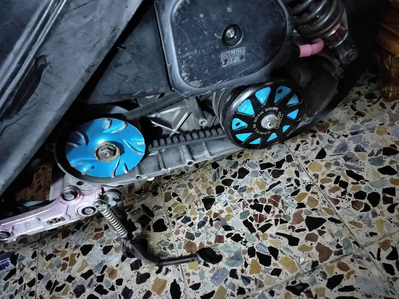 السلام عليكم دراجه للبيع كلها بلاديه العنوان بغداد الاستفسار الرقم سعر مليون 300 كفر اصلي كلها اغراض اصليه***********
