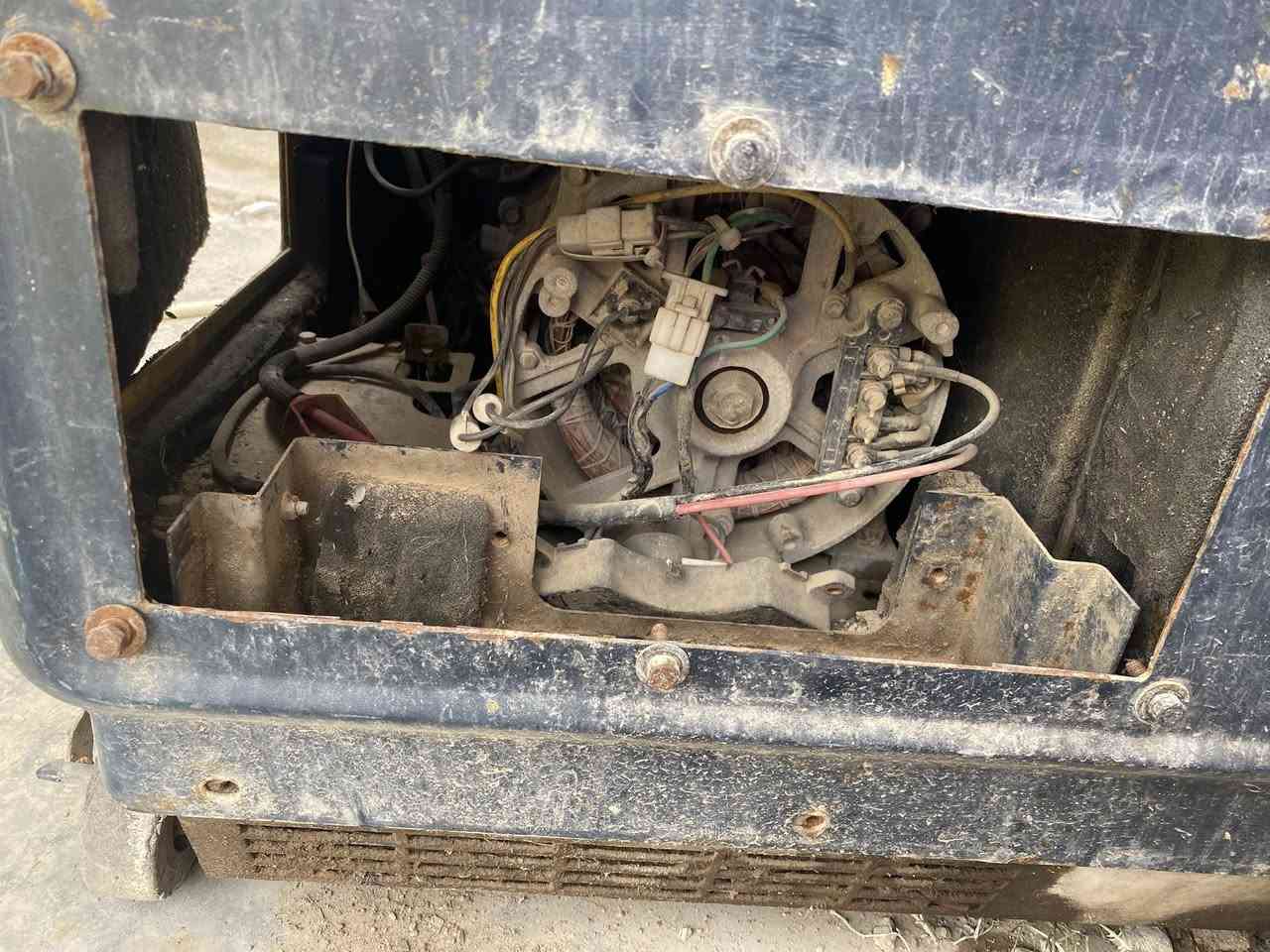 السلام عليكم 
مولده كاتم گاز سعته الامبيريه 20 امبير مولده نضيفه مال بيت ومتروكه لا مفتوحه ولا ملعوب بيه سعره قيم وأخذ ومنا وهيج جاي صيف تخدم اهل الأسواق او للبيت أو لغرض ثاني


**إذا كنت صاحب هذا الإعلان وتريد حذفه لأي سبب، رجاءا أرسل رسالة إلى الدعم الفني**