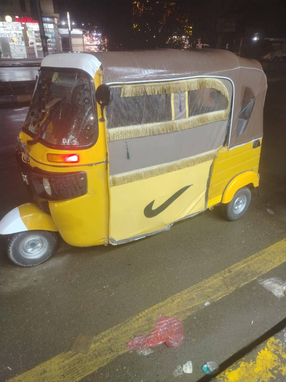 تكتك للبيع 2017داخلة 2018 باجاج اوراق كاملة اصلية مكينة لاتنقيص ولاتبخيركهربيات شغالة مكينة ٢٠السعر 2800بيهامجال حك الجية مكاني بغداد خابر***********
