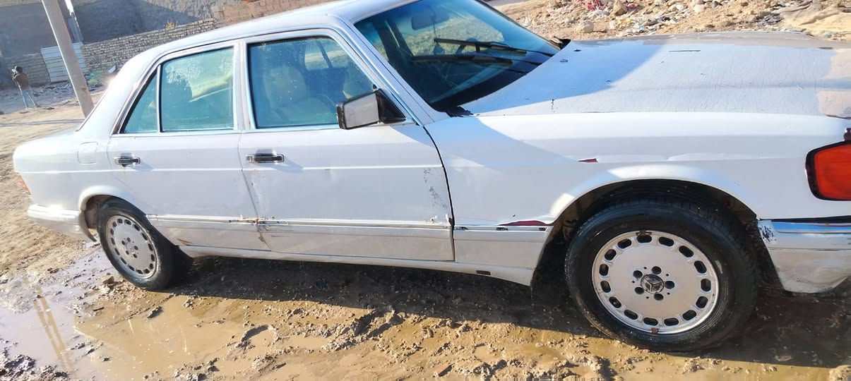 السلام عليكم
جامبو ٩١ مكينه فيفيتي ٣٠٠٠ بس كيرها ينمر ثالث يرادلها ترتيب كهربائيات
مكانها بابل
سعر ٢٥
مراوس هم ترهم
*********** واتساب
