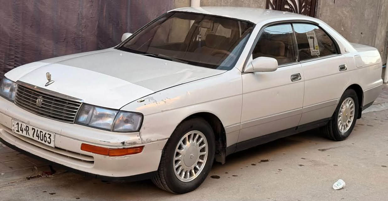 تيوتا كراون 2000رقم  بصره انكليزي تحويل مباشر

ابيض لؤلؤي محجل  تبريد جاهز منظومه كامله جديده 

محرك بطه 2500 ديلكو 
كير جديد توني شاده 

تخم تاير 

تبريد ويه السويج ثلج ❄️ 

حداده وباتري 

كهربائيات كلها شغاله وعلى وضع الشركه 

كاعيه جلد 

غرفتها جديده 

عنوان ناصريه 

السعر 53وبي مجال بسيط

***********
