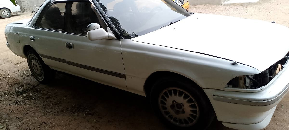 السلام عليكم سيارة للبيع مارك مديل 91 السيارة مكفوله كير محرك جديد
رقم بابل الأماني العنون بابل السعر 45 بيه مجال الاتصال 
‏‪***********‬‏
