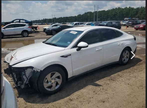 2025 HYUNDAI SONATA, SE
زيرو ماشيه ألف فقط بدون أيرباك داخل أبيض قطعه بداخل السياره حالياً بلبصره بميناء أم قصر السعر 148 بداخل الميناء 
ترهم بكتاب الشهداء 
للأستفسار ***********
