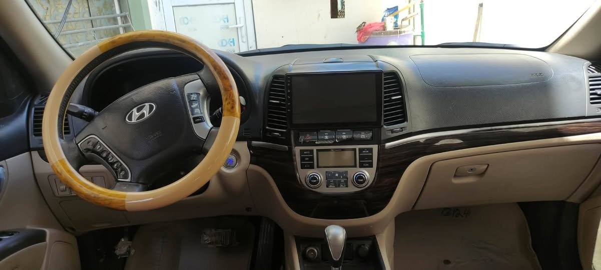 السلام عليكم ورحمة الله وبركاته
سنتافي 12 فول مواصفات بسمي رقم بغداد مكاني نجف سته سلندر بيه شويه صبغ بلباب وجاملغ ولباقي مكفول
#السعر150 
للاستفسار ‏‪0781 311 4334‬‏
