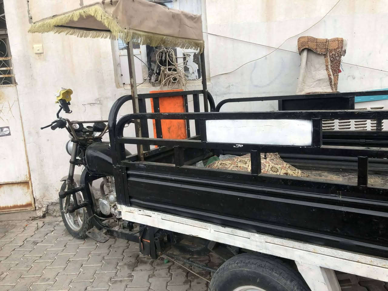 ستوته حلوه وكاعده مال رزق
شتريت سياره وريد ابيعه خير من الله كهربائيات فول  محرك موديل 19  سماعات امثري شغال  سعرها 600 الرايدها يتفضل خاص رقمي ***********
