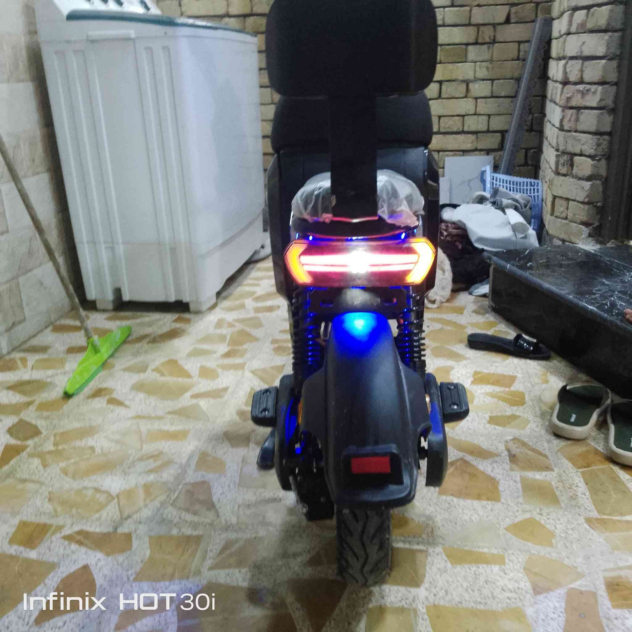 دراجه شحن ريان 2025 بطاريات نظيفه مبدل بيها وحده دراجه نظيفه وكلشي  ما بيها تمشي 70 حقيقي المكان البصره الحيانيه شارع الطلاق مدرسه واحد اذار السعر 450
الرقم ***********
