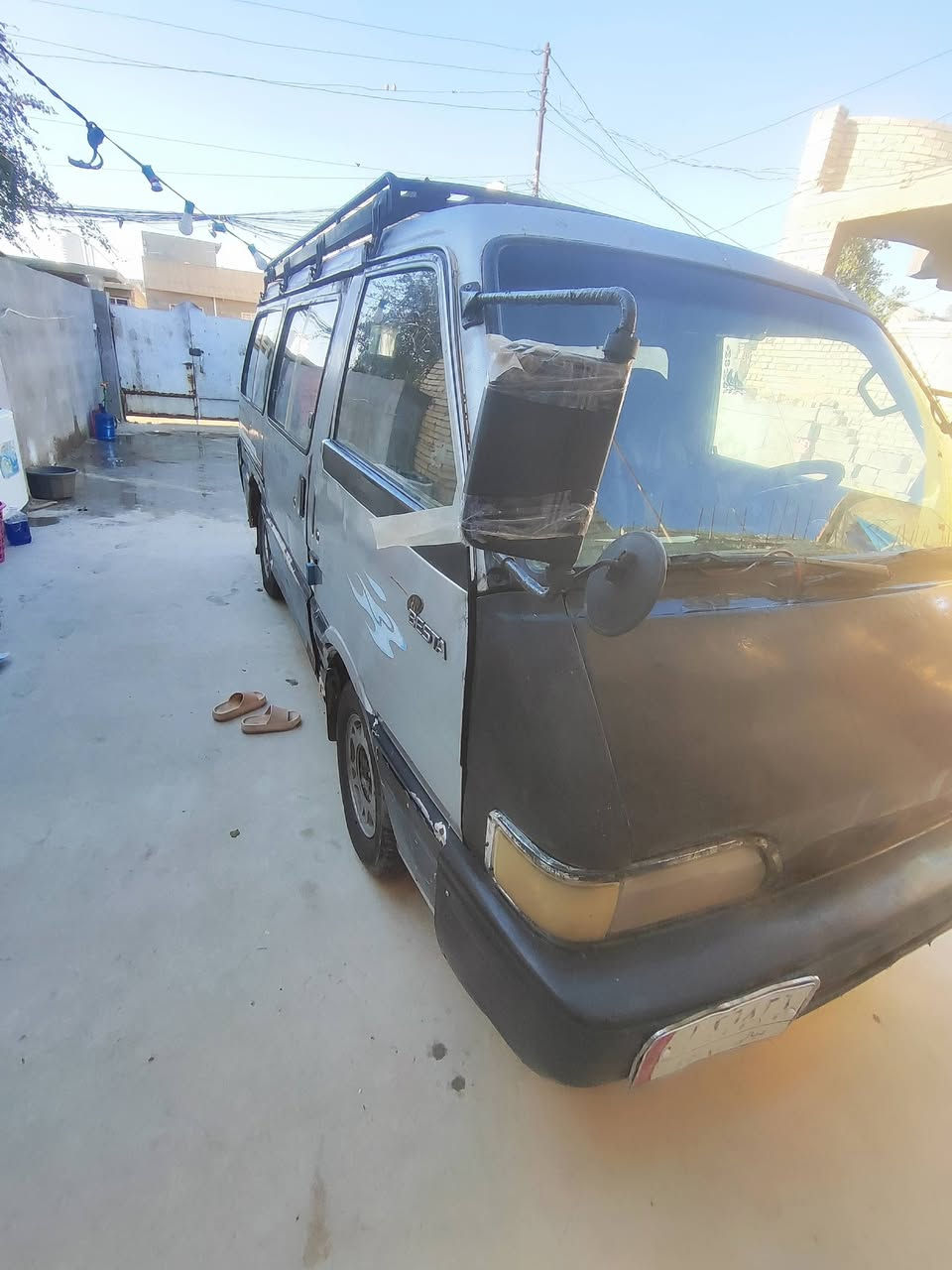 كيا بسته 93 مكينه تنقص 
رقم ديالى تريد تحويل تريد وكالة 
مكاني بغداد 
كشر شوف العين 
السعر 16 
***********
