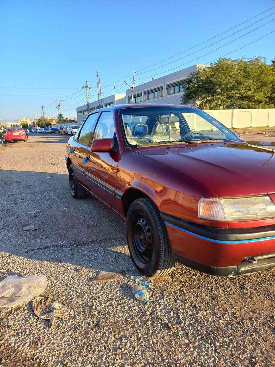 اوبل فيكترا موديل 91 جير محرك نظيف لاصرف ولا بخار ما بيها صبغ جماليه فقط ضربه ما بيها امامي خلفي ما بيها سياره مكفوله  تحويل وكاله شرطه سياره جاهزه اي عيب  ما بيها محرك 20 المكان كركوك قاسيه تقاطعه شارع ابو خطاب الرقم الهاتف *********** كركوك, العراق
