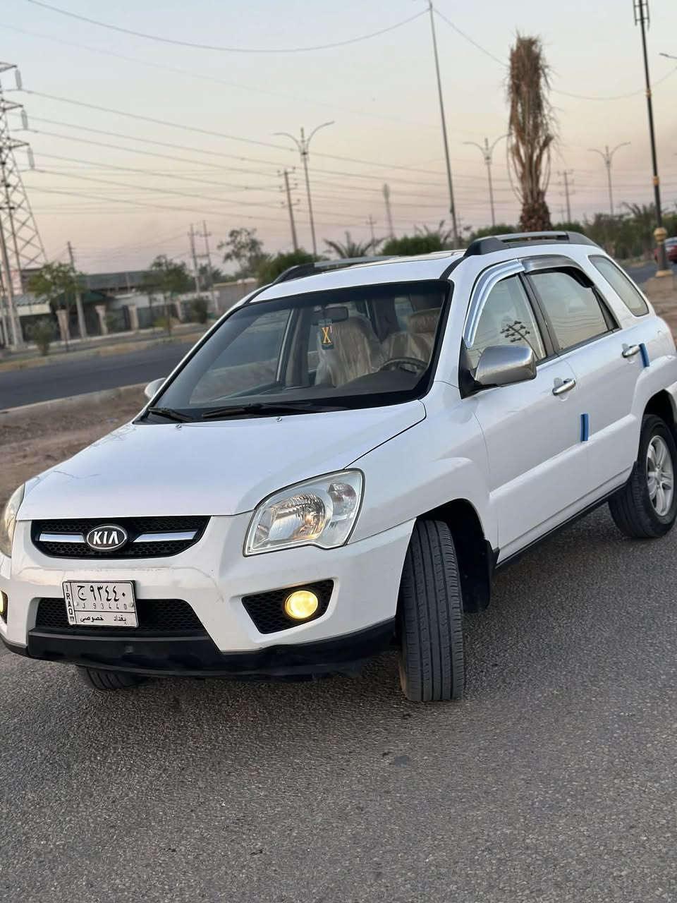 سبورتج موديل2009 خليجي فول مواصفات 1/1 كفاله عامه من كلشي من الرصعه من البارد والصبغ والضربه والتبديل شرط السونار حته الدعاميات كفاله عامه السياره ع وضع الشركه  
(كير +محرك+تبريد+تدفئه+حداديه ) خير من الله السياره مال جناي 
مكان السياره -كربلاء-الحسينه
السعر 123 وبيه مجال
للاستفسار  ***********
