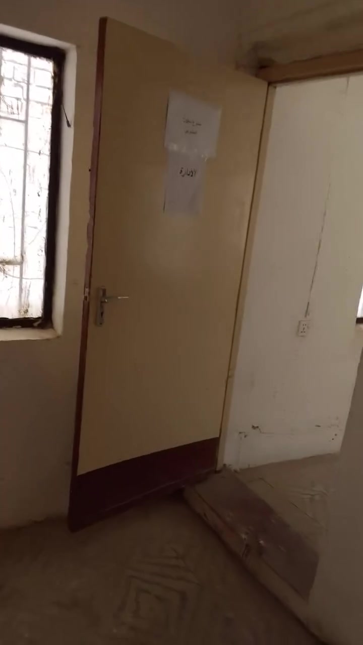 مكلف بل النشر 
السلام عليكم دار للايجار لأغراض التجارية فقط  مساحته 300متر  يقع على شارع 60قرب مجسر الثورة مقابل مطعم بلاد اليمن. السعر 800الف ضمنها أجور الماء والكهرباء


**إذا كنت صاحب هذا الإعلان وتريد حذفه لأي سبب، رجاءا أرسل رسالة إلى الدعم الفني**