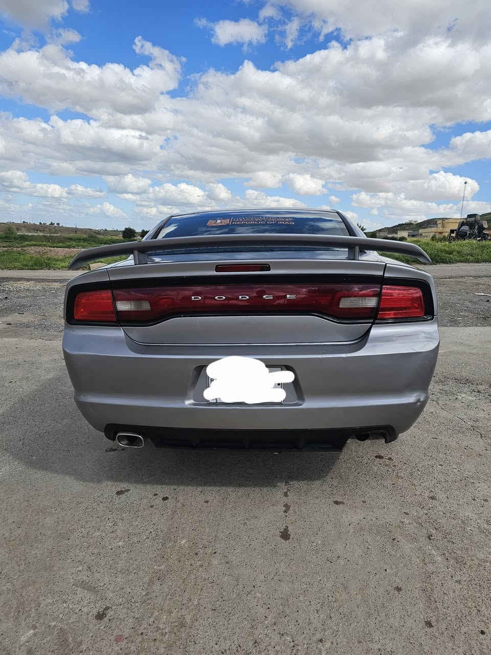 السلام عليكم جارجر 2013 سياره كير محرك شرط ادوات كص متومه ***********
