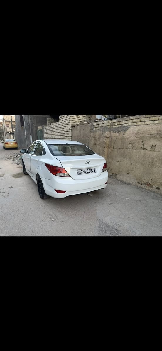 سلام عليكم شباب اكسنت البيع موديل2014خليجي مكينه الف وستميه رقمهةمثنا بيهة ضربة بل جاملغ لخلفي ورة سايق سيارة حلوة وجاهزة سعر 75 وبيهة مجال لطيبين او مراوس حسب لقناعة مكاني بغداد لعبيدي رقمي ***********
