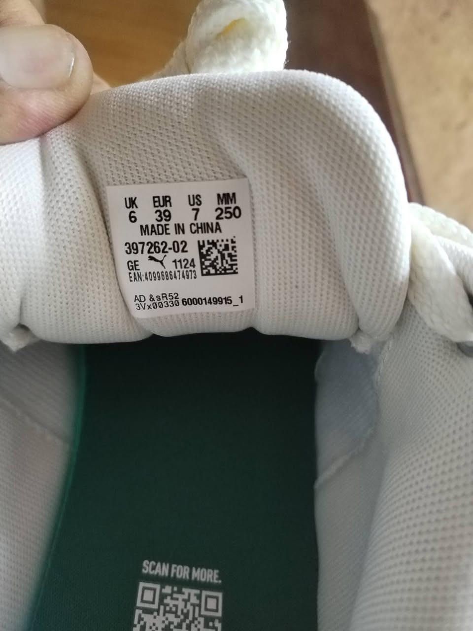 حذاء بومه جوردن قياس ٣٩
السعر ٢٠ مع التوصيل


**إذا كنت صاحب هذا الإعلان وتريد حذفه لأي سبب، رجاءا أرسل رسالة إلى الدعم الفني**