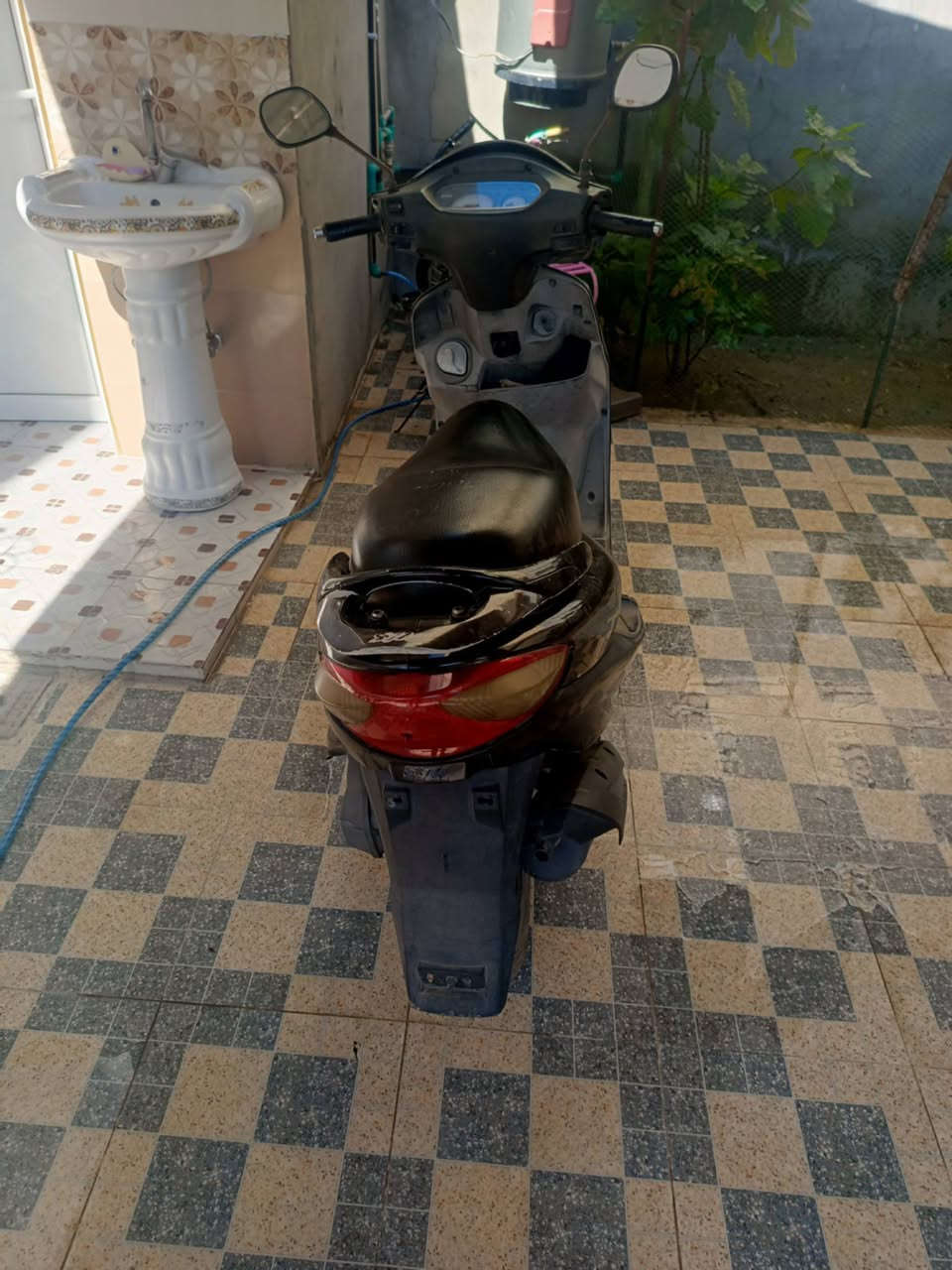 دراجة سيام ياباني كهربائيات كاملة سلف هندر  نكرة بكل وكت دبلات جدد كابريتر جديد مكينتها ناعمة ومامفتوحة السعر 300 قفلها مكاني بعقوبة التحرير ***********
