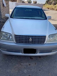 تويوتا كراون • فول ماعدا الفتحة • شاصي ٧٥