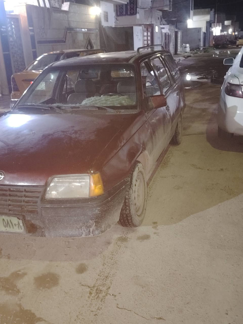 سلام عليكم كاديت البيع رقم نينوى اخضر سنويه خضرا كاربون بيها ماستر مكينه نضيفه 18 سعر ١٥ وبيها مجال وستفسار على هاذا رقم ***********
