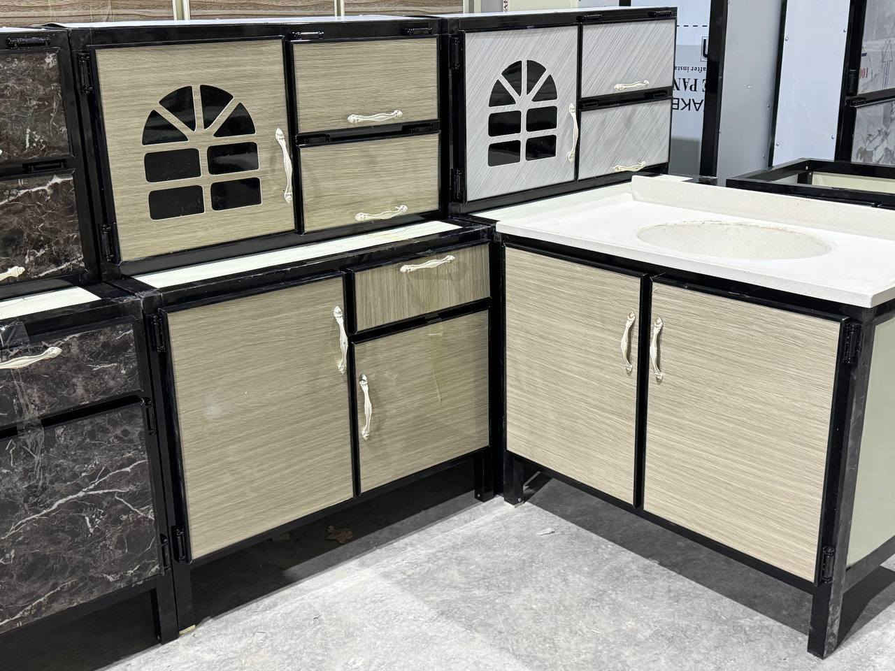 للبيع
كاونتر متر 3 قطع
يتوفر توصيل محافظات


**إذا كنت صاحب هذا الإعلان وتريد حذفه لأي سبب، رجاءا أرسل رسالة إلى الدعم الفني**