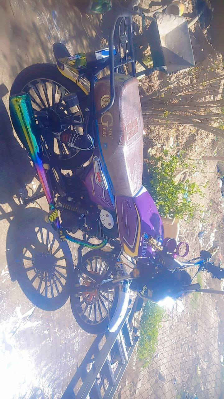 اسلام عليكم
للبيع إيراني موديل ٢٤ بعده نظيف مثل ما موضح في الصوره
السعر ٨٥٠ وبي مجال للشراي المكان الرمادي الخمسه كيلو رقم الهاتف ***********
