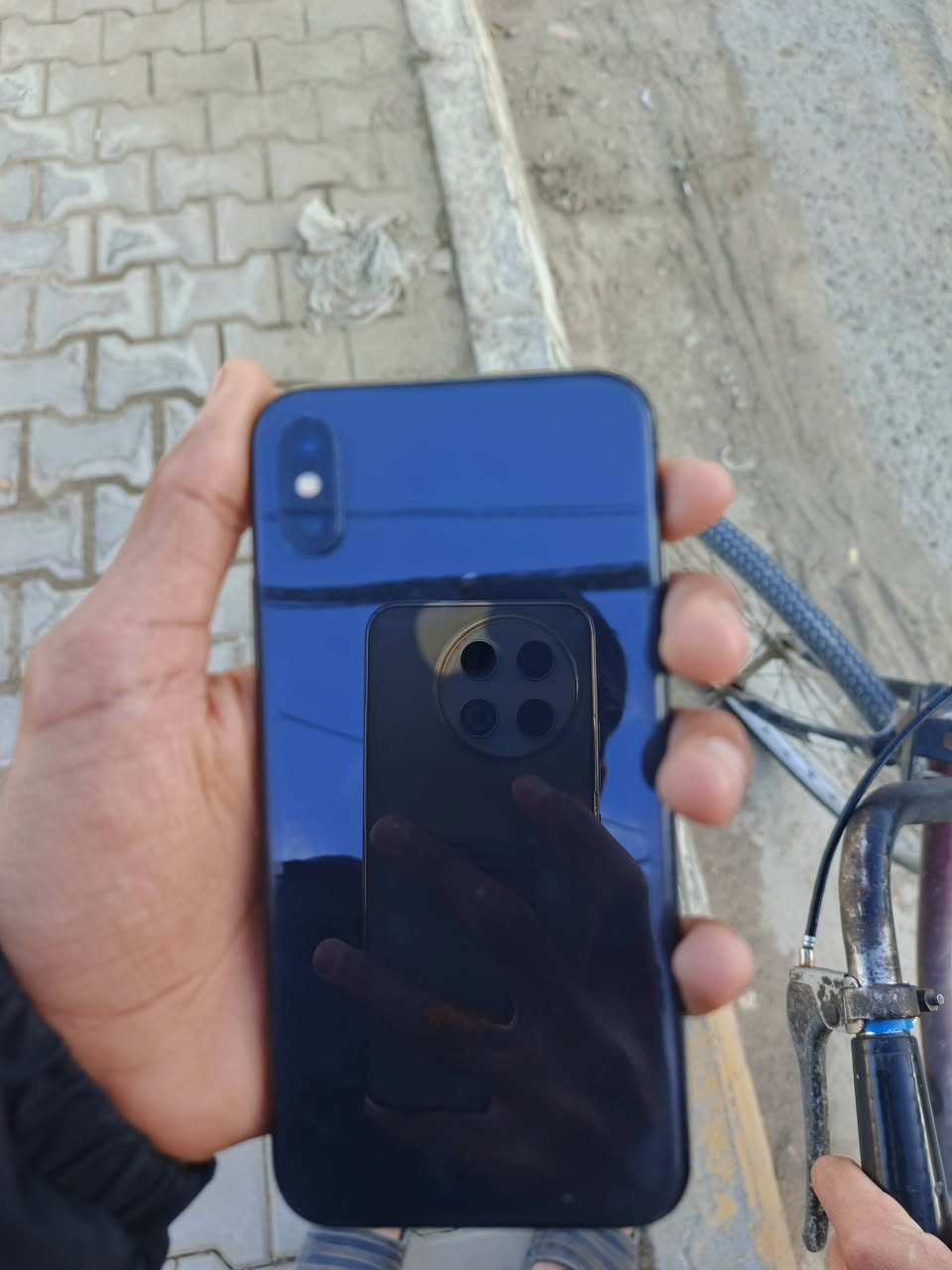 ايفون x
نضيف
ممبدل فقط بطاريه تقرة 100

ذاكرة 64

ممكاني كربلاء 

سسعرة 175 بي مجال
*********** تواصل واتساب فقط
