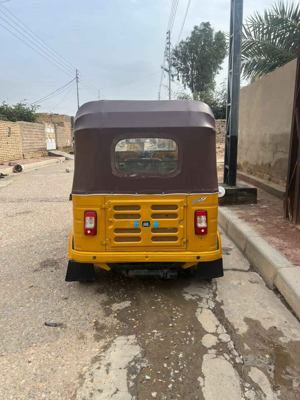 سلام عليكم تكتك للبيع وراق شهر 9 مكفوله الكشره بس الخياسات معمره مكينه مجفته ستوه ناعمه تكتك حلوه شراي ينتصل المو شراي لا يتعبني هذا رقمي ***********
